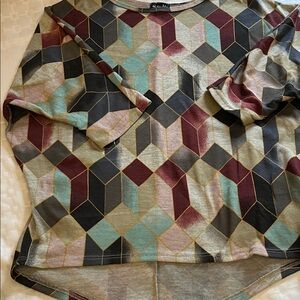 Chic Long Sleeve Geometric Top in Black, Burgundy, and Teal